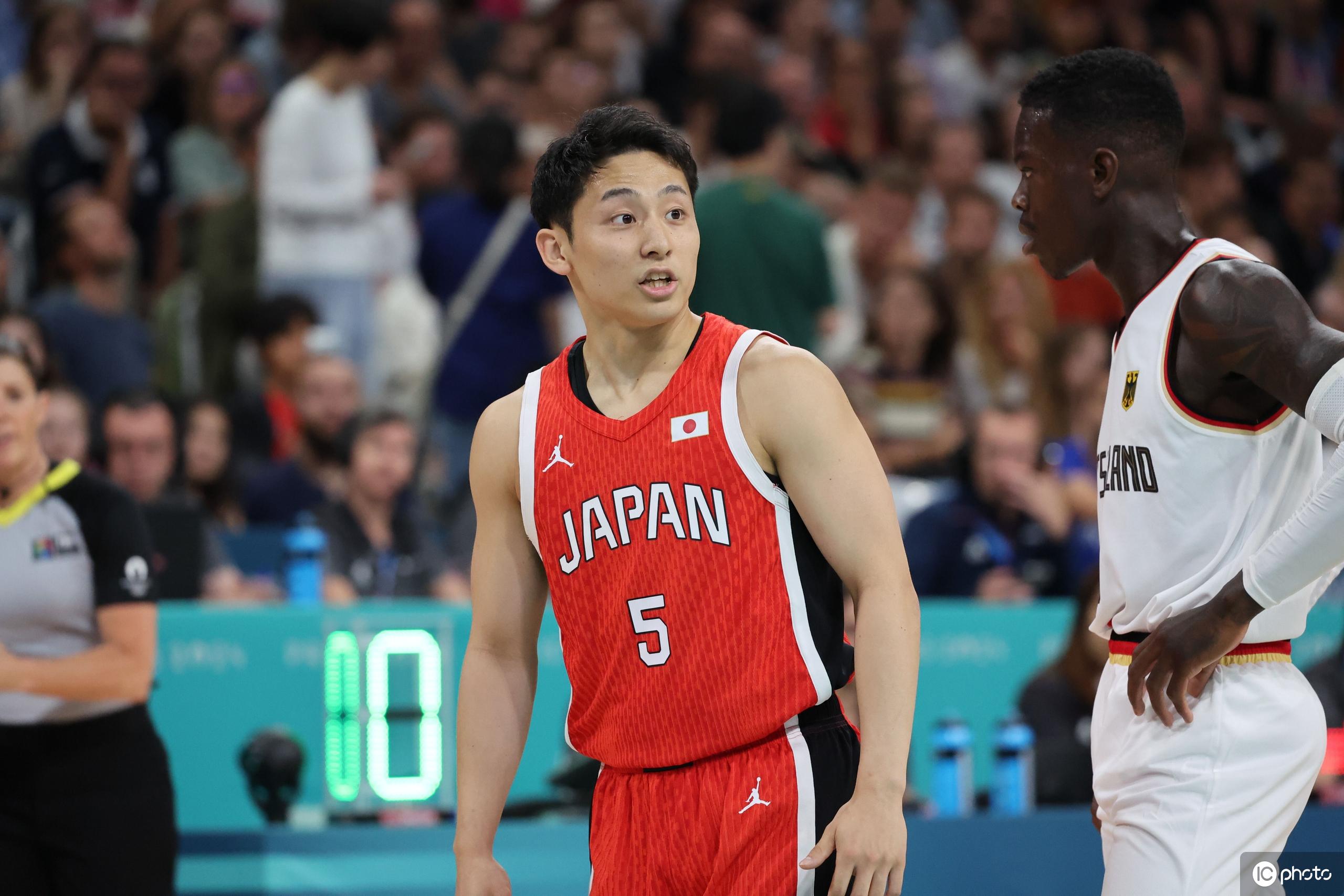 YABO-CBA季后赛倒计时，孟菲斯灰熊冲刺阶段队长鼓劲，细节引发关注，信心回归，更衣室氛围转暖的简单介绍