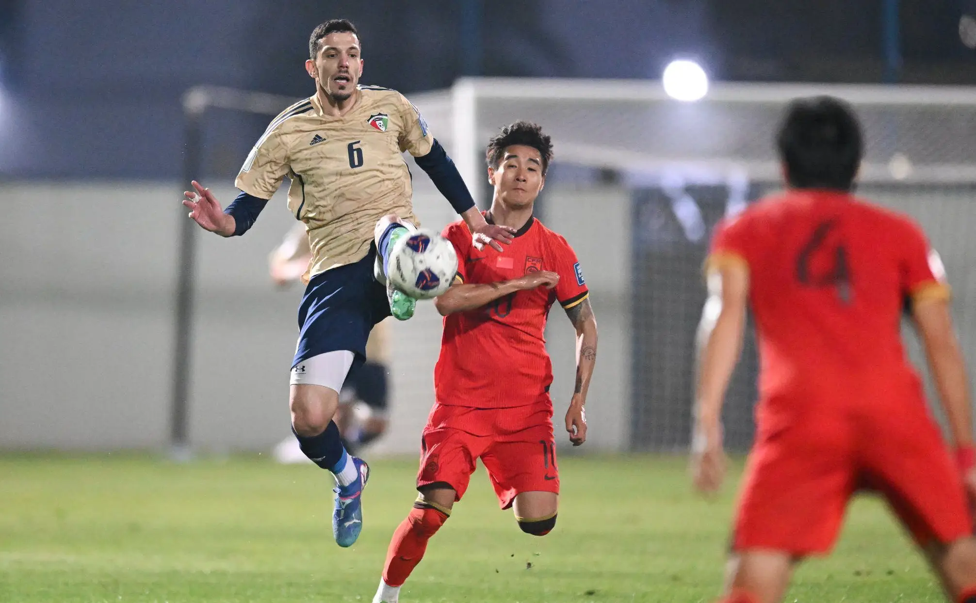 亚博-关于赛地聚焦——社区盾关键时刻热度飙升，浙江稠州绝杀压哨，球迷炸锅，轮换策略成焦点的信息