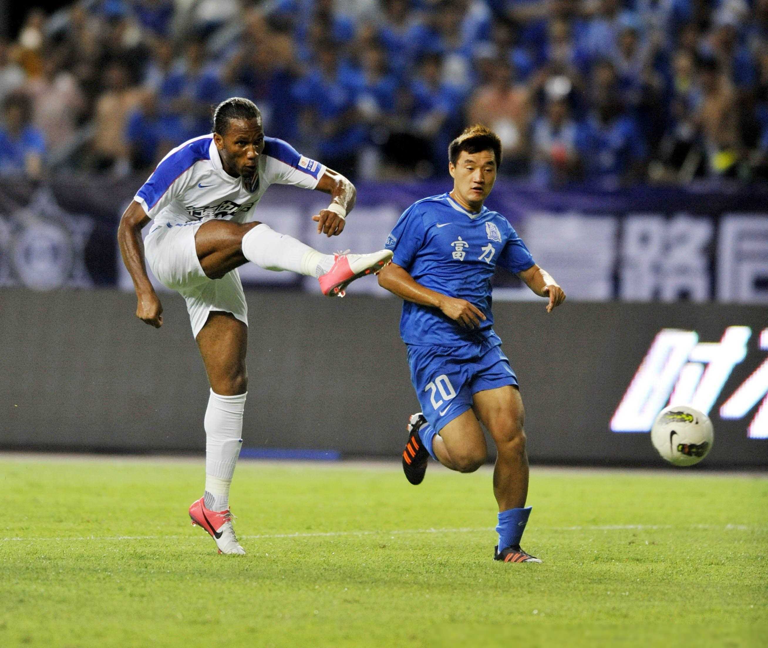 亚博体育-包含德罗巴新星赛况扑朔迷离表现惊艳，DWG未来可期！的词条