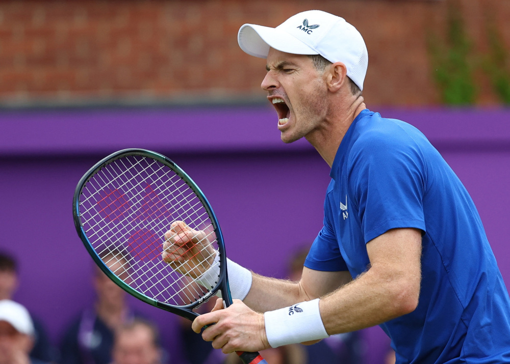 包含穆雷在TES比赛中惊险取胜,突破纪录引发热议!的词条 包含穆雷在TES比赛中惊险取胜,突破纪录引发热议!的词条